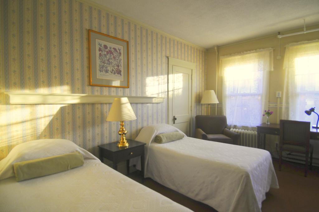 Hotel Coolidge White River Junction Exterior foto